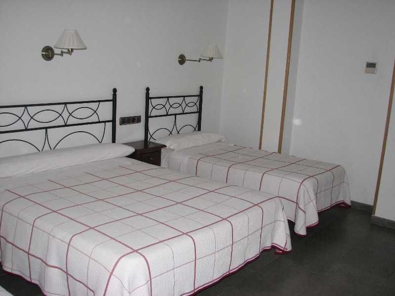 Hostal Ivor Madri Exterior foto